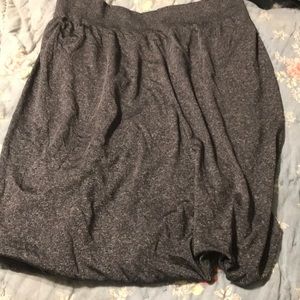 Lululemon stretch skirt with balloon style bottom